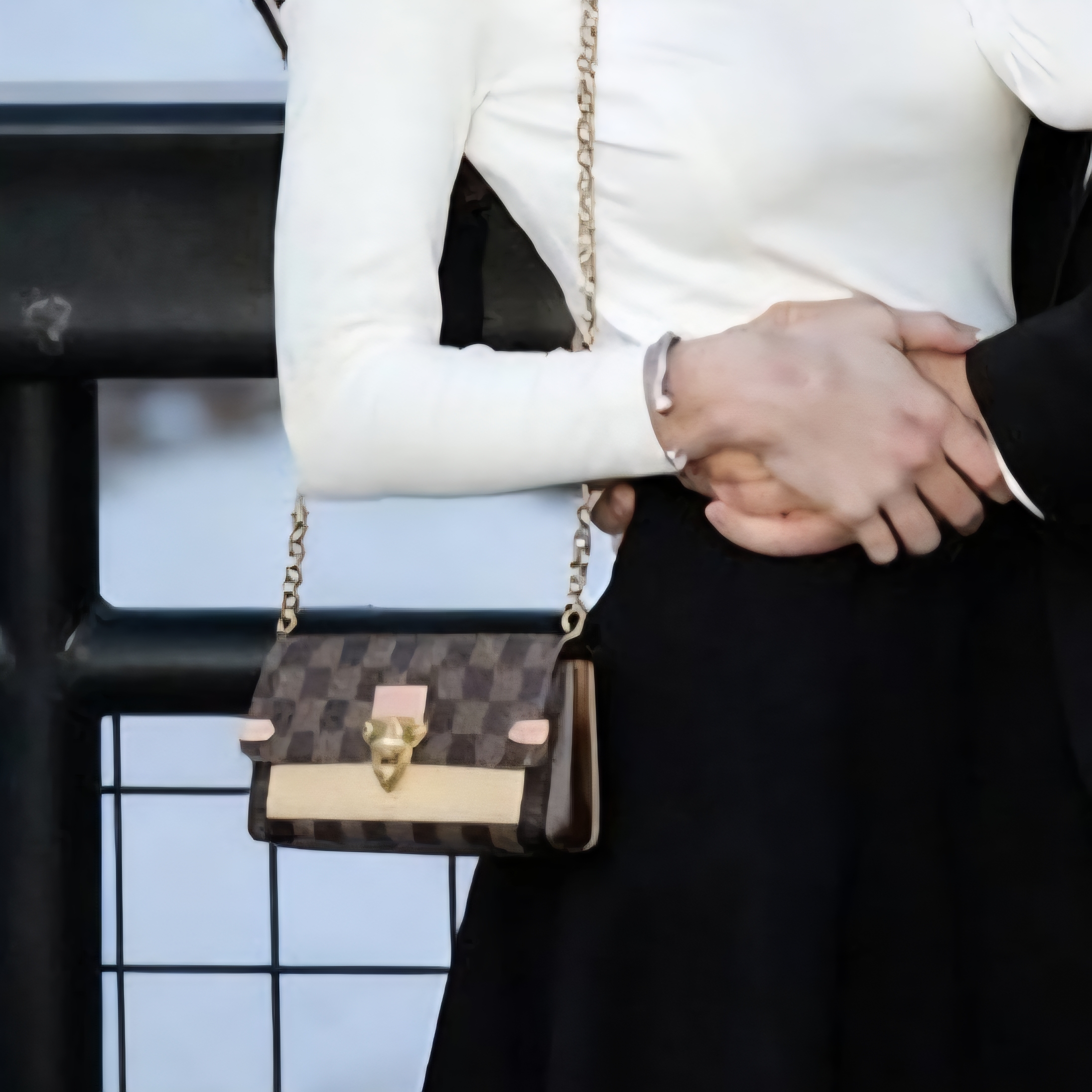 ルイ・ヴィトン　ポルトフォイユヴァヴァンチェーン ショルダーバッグ