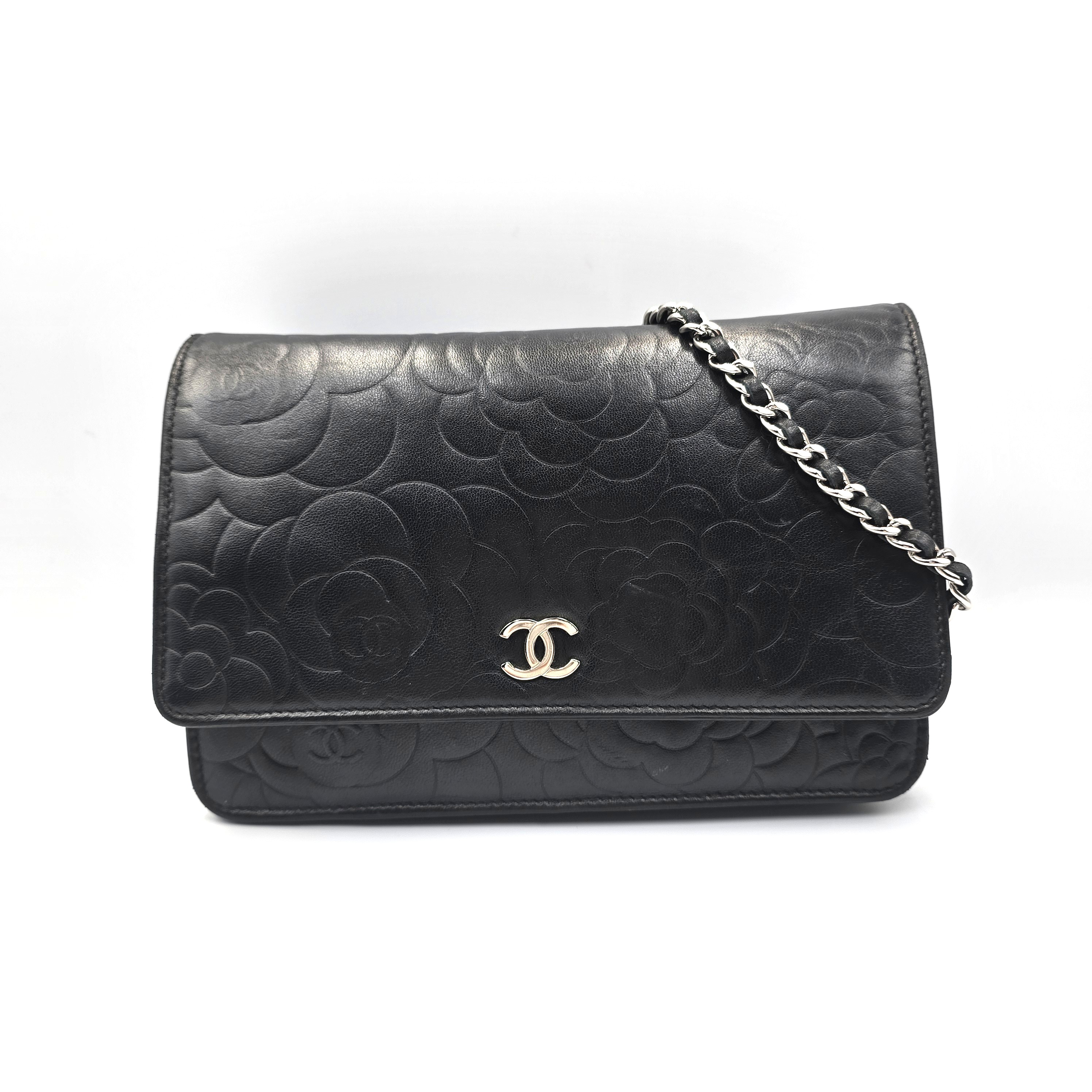 シャネル　ラムスキン　カメリア　チェーン　ウォレット　ショルダーバッグ